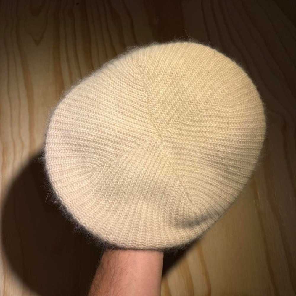 Cashmere beret